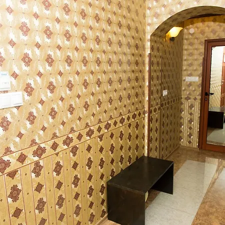 The Castle 3*