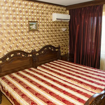 Hotel The Castle