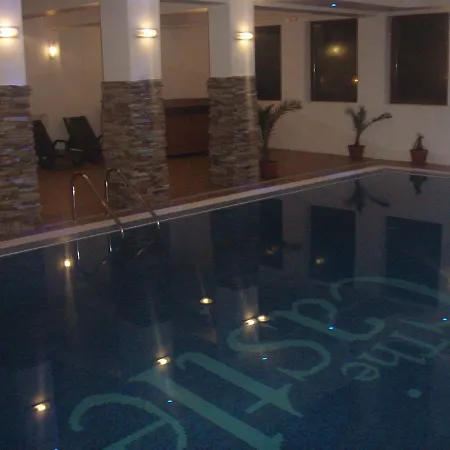 The Castle 3*
