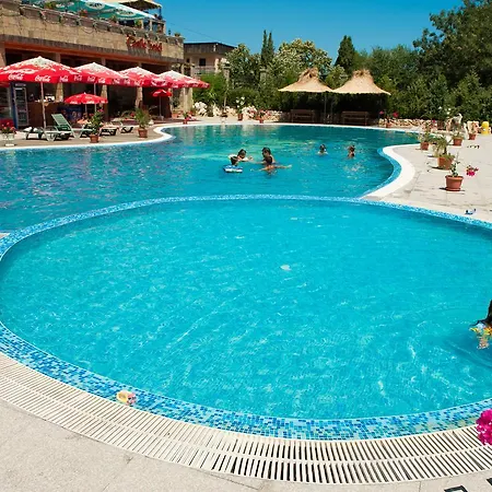 The Castle Hotel 3*