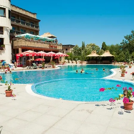 Hotel The Castle 3*